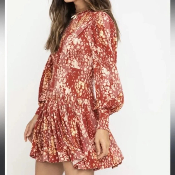 Free People Dress Women’s Sz XS Red Heartbeats Feminine Stretchy Boho Girly - Picture 3 of 10